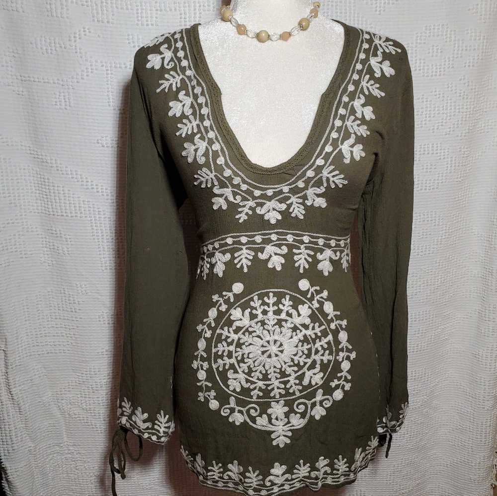 Lucky &  Coco Long Sleeve Blouse Size M